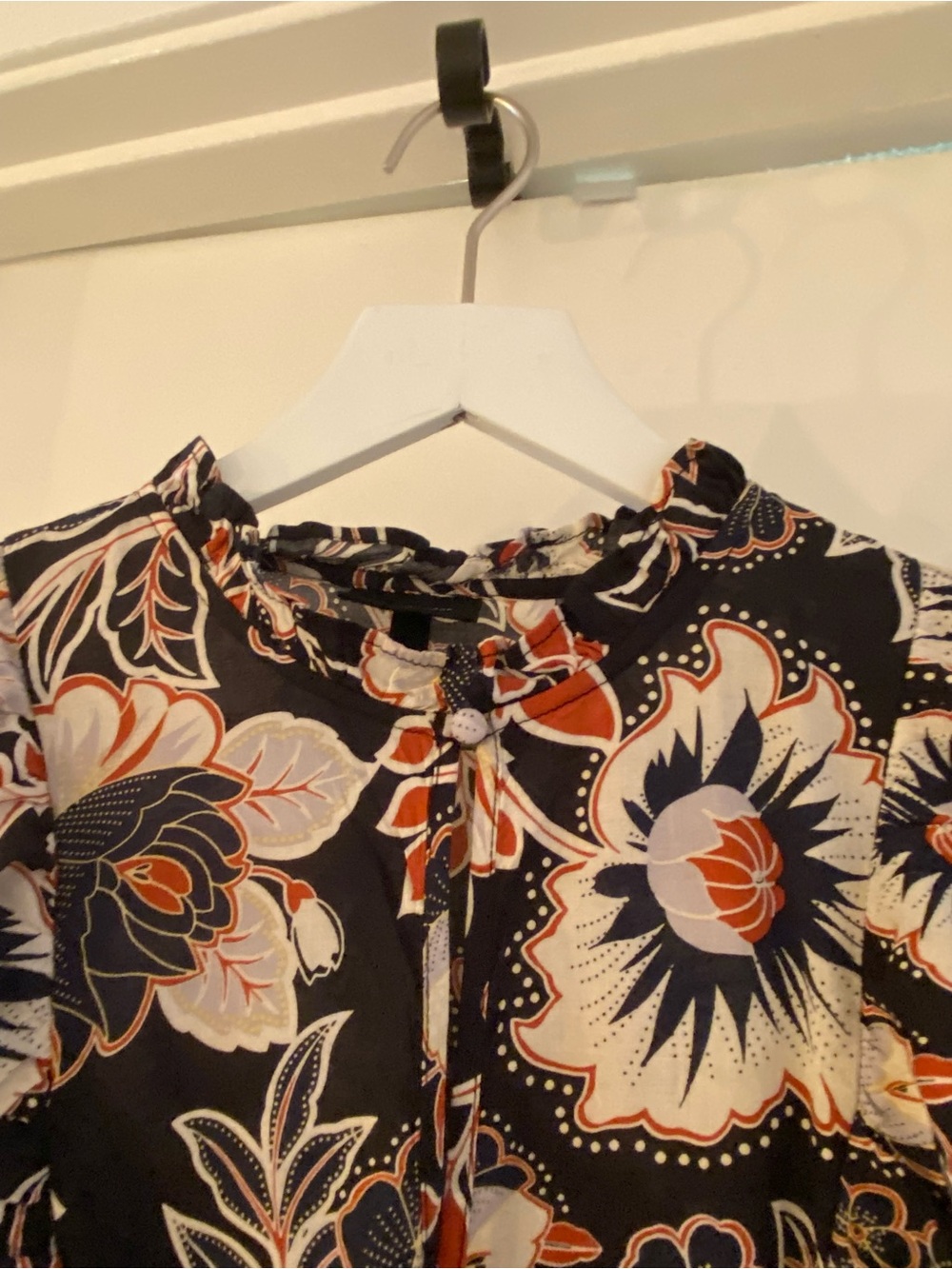 Who What Wear Black Floral Maxi Dress with Cream and Rust Accents - Picture 6 of 14
